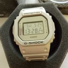 Casio G-SHOCK 5600 DW-5600FF Digital Quarz Ha...
