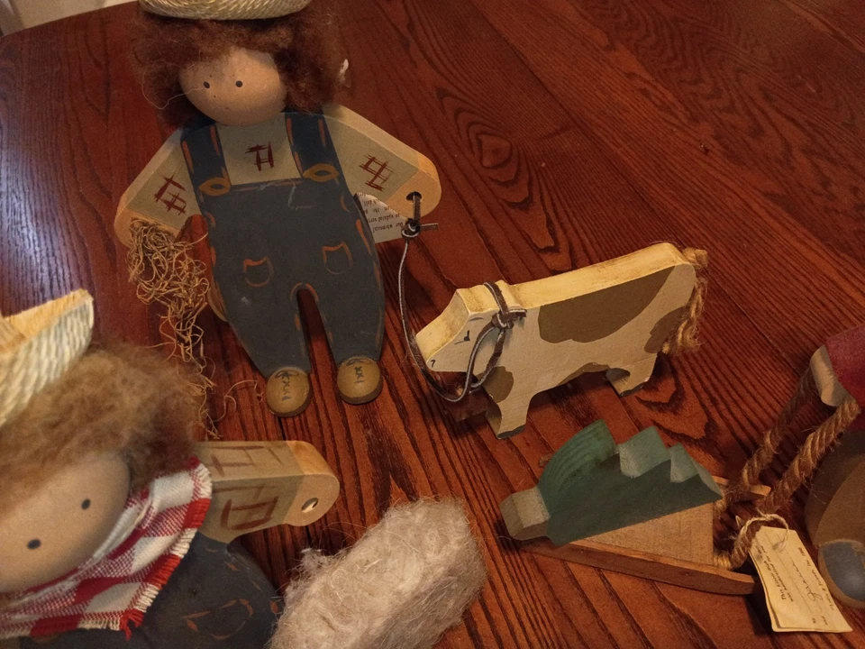 Lizzie 高木制娃娃 10 件装圣诞树 Haul,秋苹果,绵羊,更多 — 第 4/4 张图片