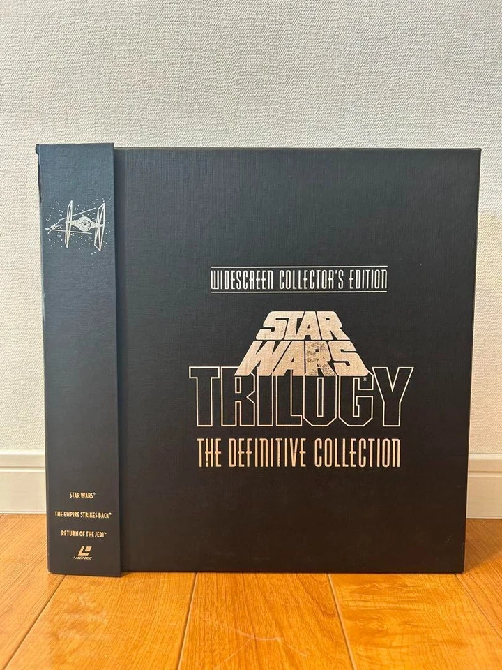 Star Wars TRILOGY Definitive Collection LaserDisc Box Set Book Japan LD - Image 2 of 4