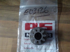 AS MOTOR LAWNMOWER RH/ LH DRIVE GEARS E03125 & E03126  AS 53 4T, AS530, AS21 ETC
