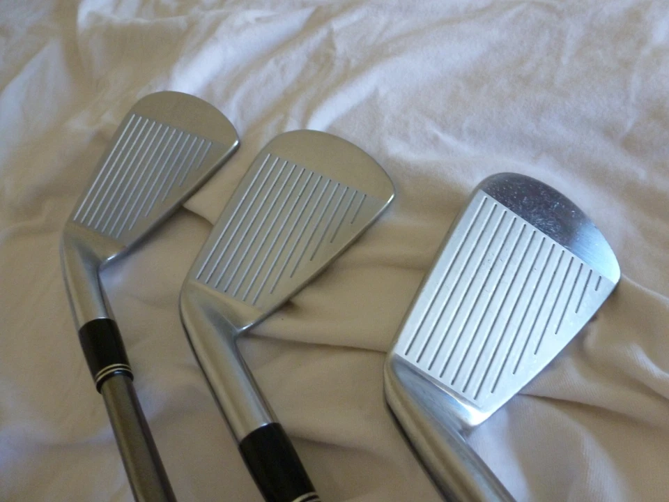 JAPAN Made Bridgestone TOURSTAGE X-BLADE 705 M Forged MRH Irons 5-PW Tour AD95XS - Image 4 of 4