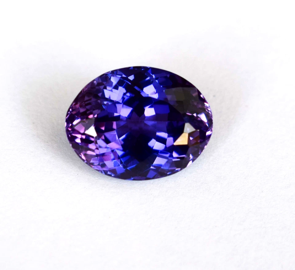 Beautiful Loose Gem For Engagement Ring 14-16 Ct Multi Color Changing Sapphire - Image 4 of 4