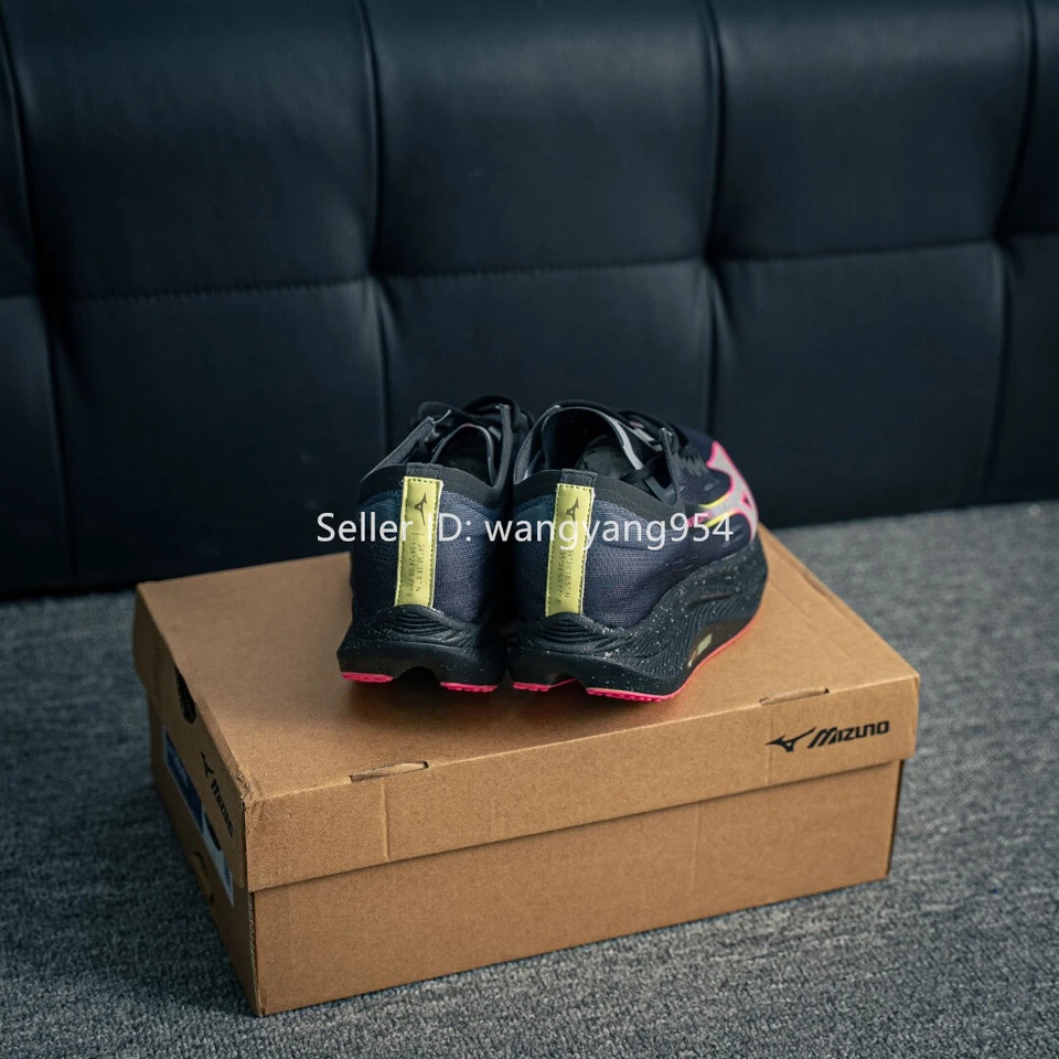 Zapatos deportivos Mizuno Wave Rebellion Pro 2 para hombre negros con placa de carbono zapatos para correr Foto 4 de 4