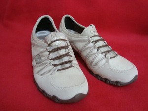 skechers no tie shoes