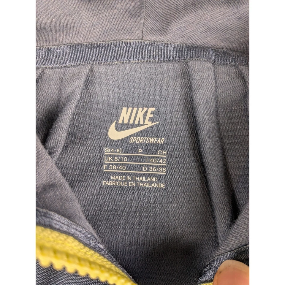 Nike Sportswear Training Vest Womens Size S Sleeveless Full Zip Hoodie - Image 2 of 4