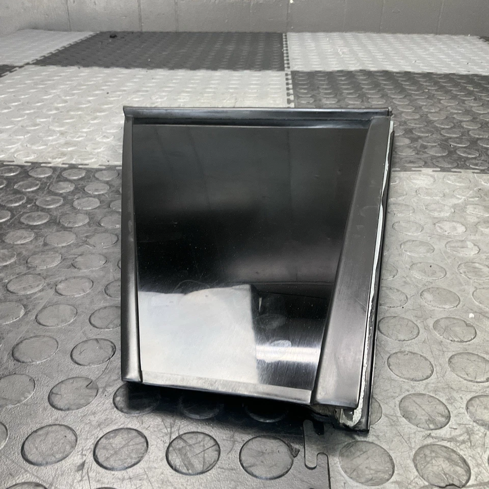 Land Rover Range Rover 2006-2013 cuarto trasero izquierdo ventana ventilación vidrio OEM Foto 4 de 4