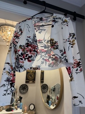 Woman s Clothes 