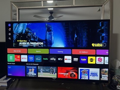 LG 48  B5 OLED 4K Smart TV 2025   OLED48B5PUA   Great Condition