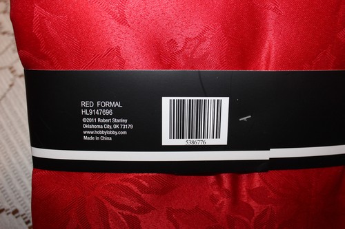 Choice - NEW Robert Stanley Christmas Red Poinsettia Table Cloths Linen Napkins - Picture 10 of 10