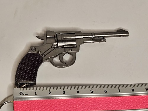 Mini Modell PUBG R1895 Revolver Pistole Handpistole Schlüsselring massiv Metall 8 cm UKSeller - Bild 3 von 4
