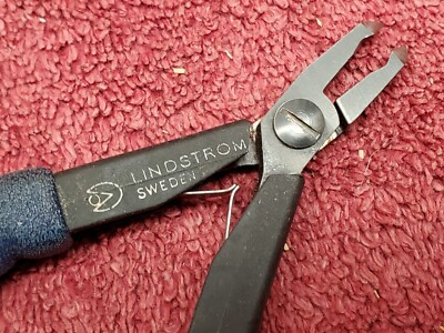 Lindstrom HS8247-S Oblique Flush Cutting Plier, 6'' Long, Made In Sweden.