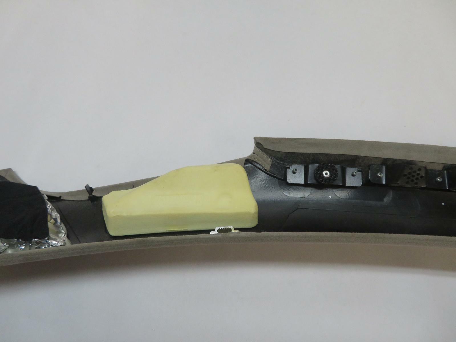 2012 ASTON MARTIN RAPIDE RIGHT SIDE A PILLAR ROOF TRIM PANEL AD43-244A40-AA OEM