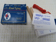 The Camper's Knot Tying Game Kit 1986 Marco Products Pre-owned