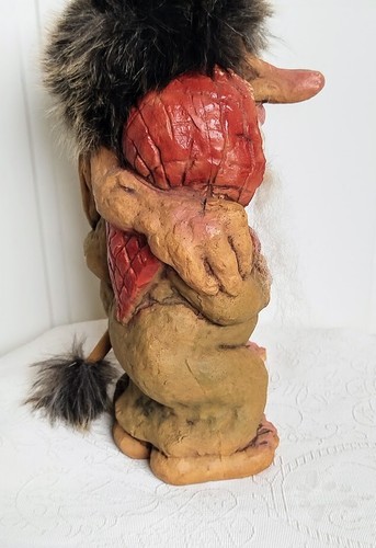 Nyform Norwegian Hugging Couple Troll #126 With Original booklet - 9.5" Tall - Picture 7 of 8