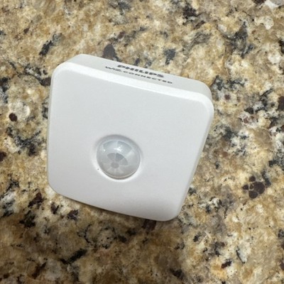Philips Wiz Connected Smart Wi-Fi Motion Sensor Battery Operated