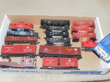HO Lot 16 Pennsylvania RR Car/Some Kadee/1 Passenger Kit