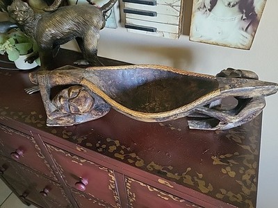 Vintage 20'' Heavy hand carved ''Soul Boat'' African Dayak/Asmat Represent SEE Pics