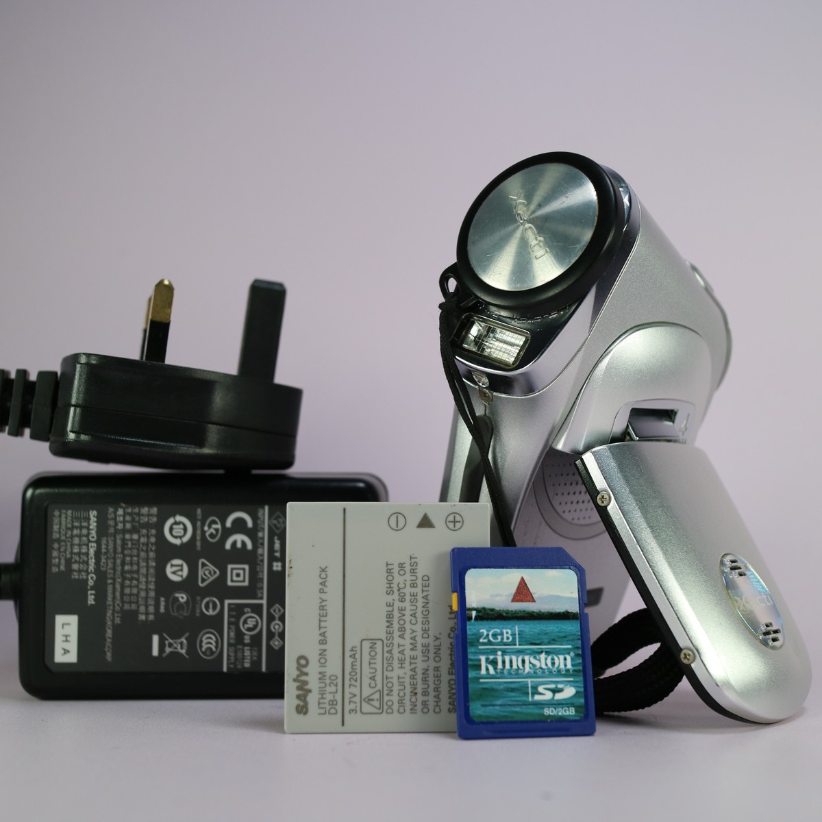 Sanyo Xacti VPC-C40 4.0MP Digital Camcorder Silver Tested Full