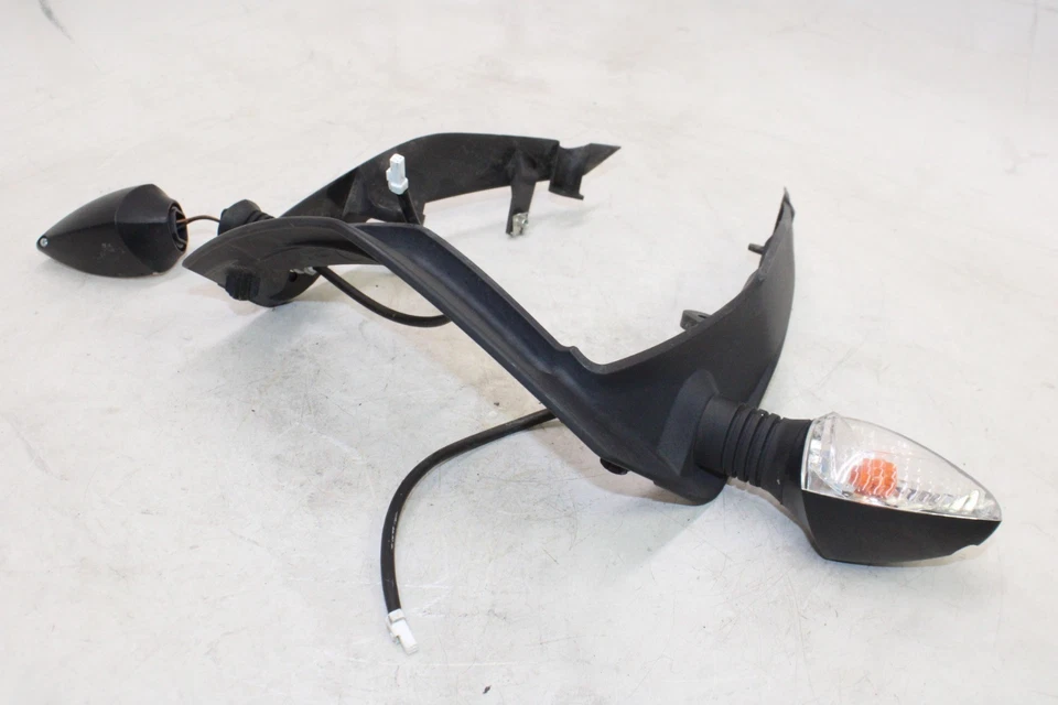 13-17 KTM 690 LC4 DUKE OEM INTERMITENTES DELANTEROS IZQUIERDO DERECHO LUCES INDICADORES CUBIERTA Foto 4 de 4