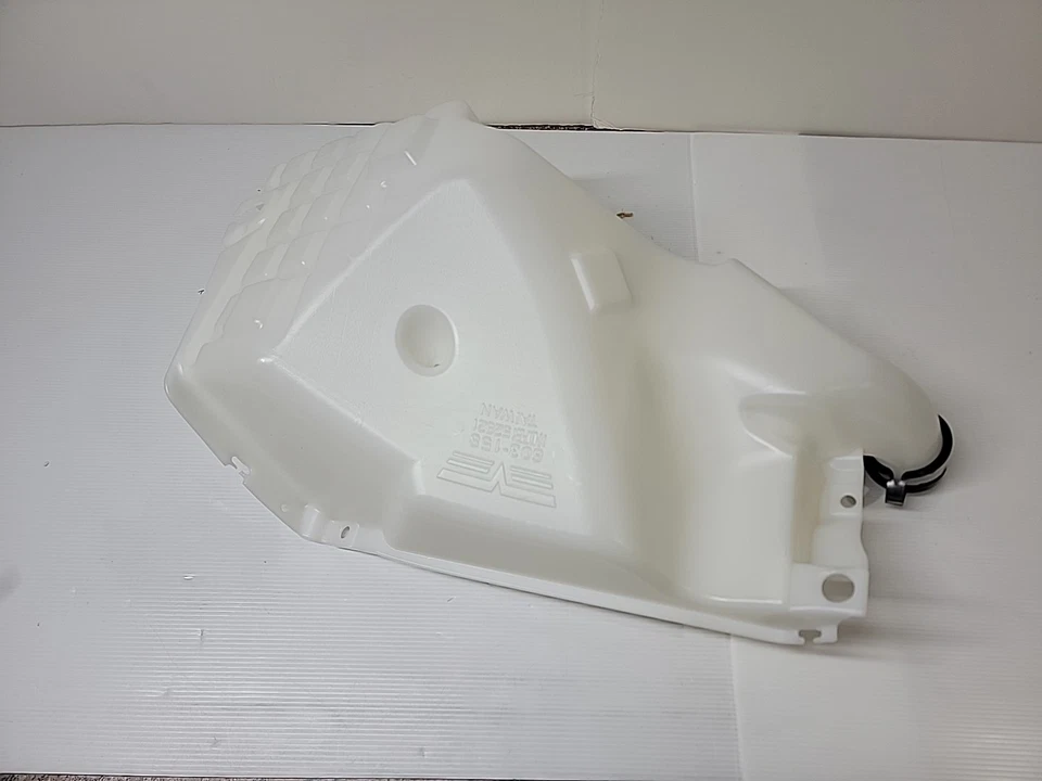 Резервуар жидкости передней стиральной машины Dorman для 2002-2006 GMC Envoy XL 2003 2004 2005 - Изображение 2 из 4