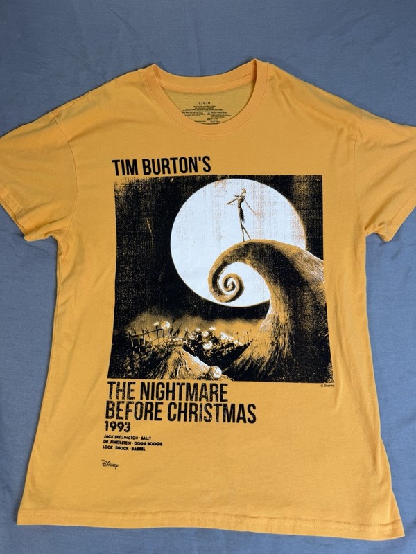 Tim Burton Nightmare Before Christmas 1993 Shirt Size L. Excellent Condition