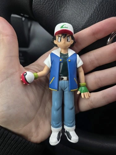 Pokemon Ash Ketchum TOMY Pokemon Figure 1998 4.5" - Vintage Authentic