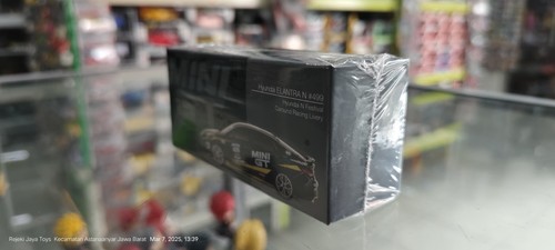 Mini GT 1:64 Hyundai Elantra N #499 Festival Caround (Sello) Diecast Car Toys - Imagen 5 de 6