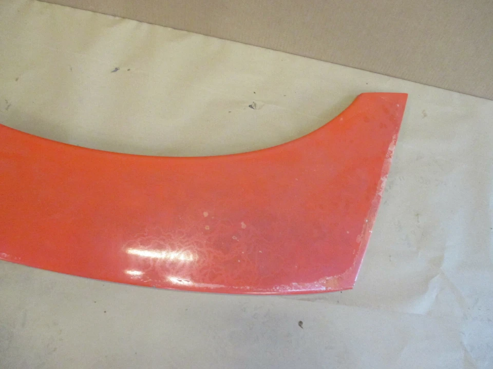 Оранжевый спойлер крышки багажника задней панели 93-02 Camaro Z28 0217-95 - Изображение 2 из 4