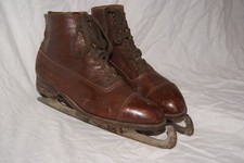 PATIN A GLACE DEBUT 20 EME MARQUE HERDEGLACE