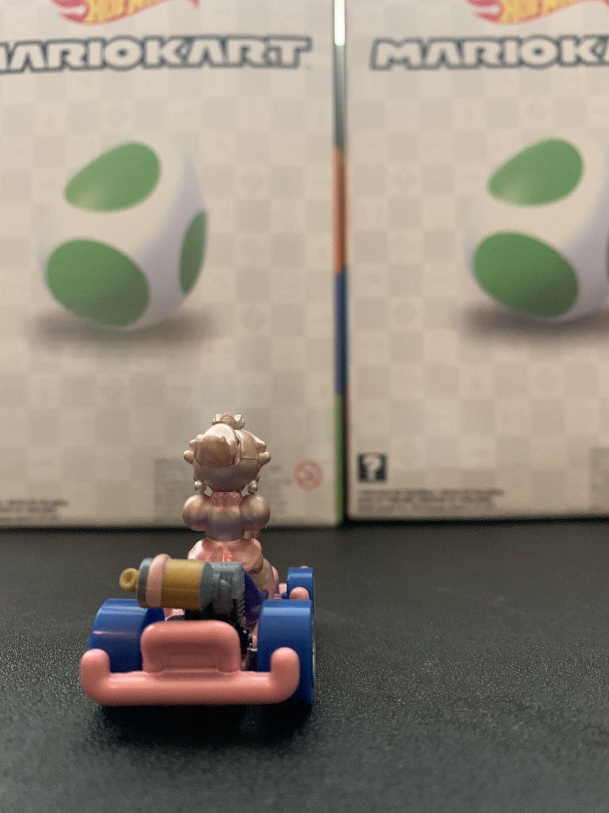 Custom hot wheel Mario Kart SDCC Pink Gold Princess Peach (Authentic