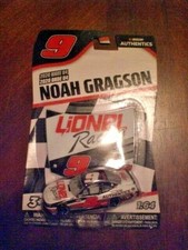Noah Gragson 1/64 Lionel Racing NASCAR 2020 Wave 4 with hood magnet Authentics