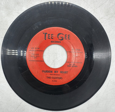 The Clusters Darling Can't You Tell / Pardon My Heart Tee Gee Records TG-102 VG