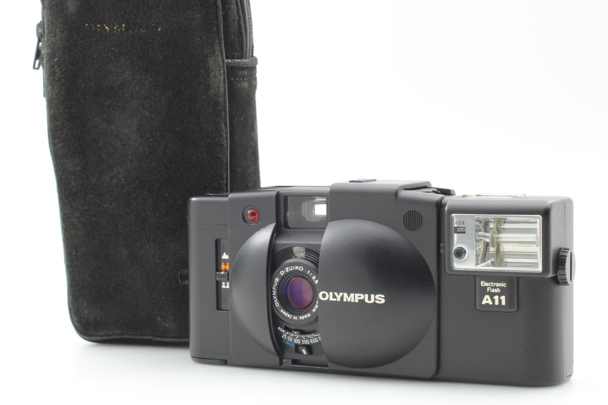 MINT w/Case] Olympus XA2 Point & Shoot Film Camera w/ A11 Flash