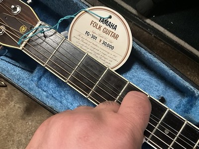 Yamaha FG301 vintage acoustic short scale guitar orange label