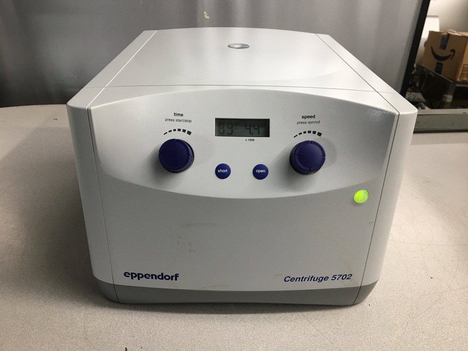 Eppendorf 5702 Centrifuge w/ A-4-38 Swing Bucket Rotor