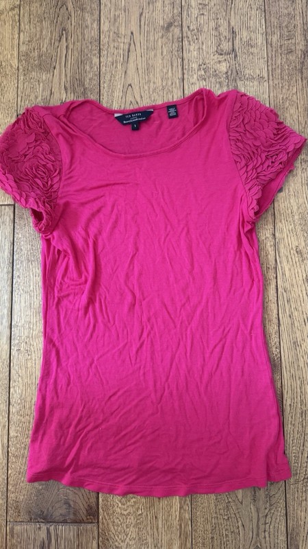Ted Baker Gorgeous T Shirt With Floral Sleeves 1 Small