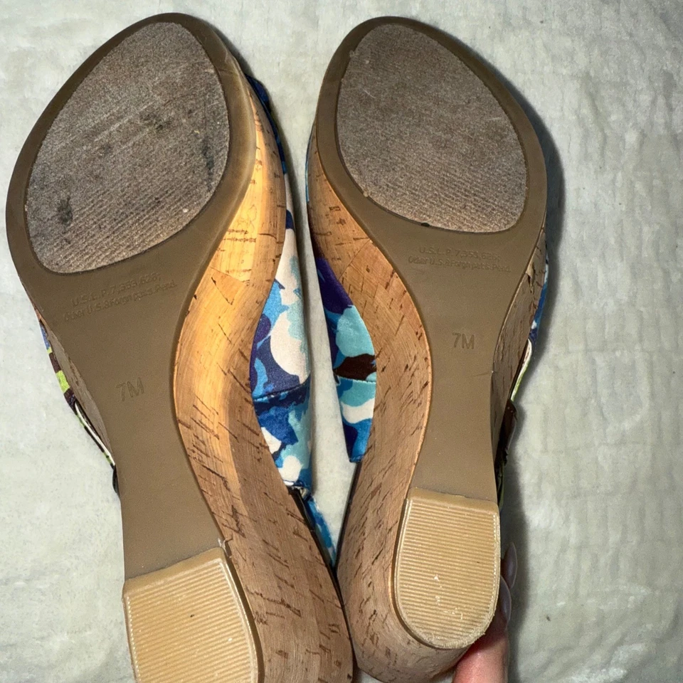 Sandalias de cuña florales Marc Fisher punta abierta tacón de corcho para mujer talla 7M de EE. UU. Foto 4 de 4