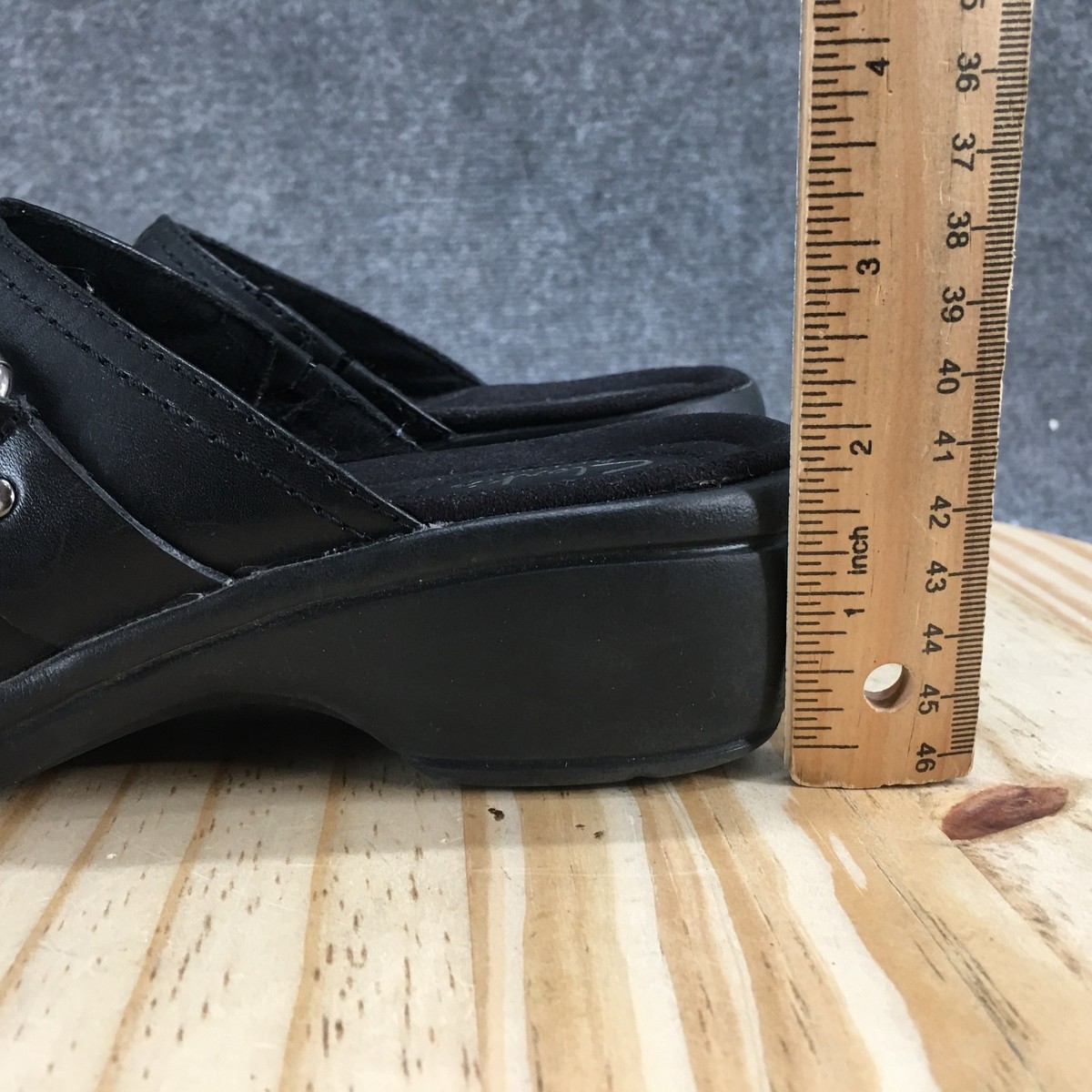 Clarks Artisan Shoes Womens 7 Narrow Mule Black Leather Casual