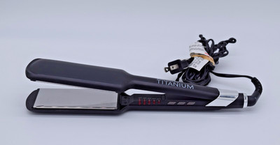 Babyliss Pro Titanium Model BT134T Black Straightening Flat Iron Tested