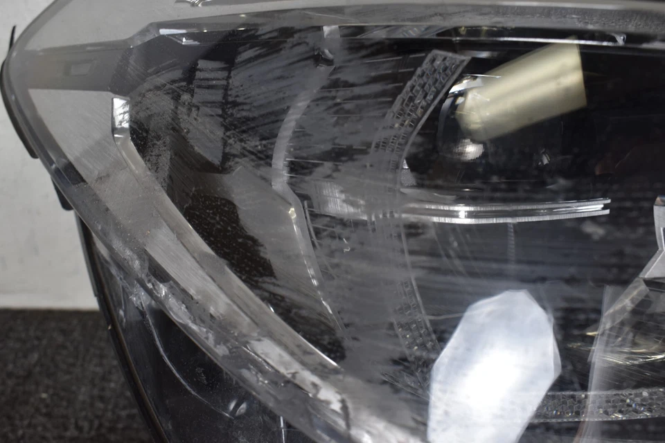 BMW Serie 6 G32 Gran Turismo 640i 2018 2019 faros diestro LED adaptables Foto 2 de 4