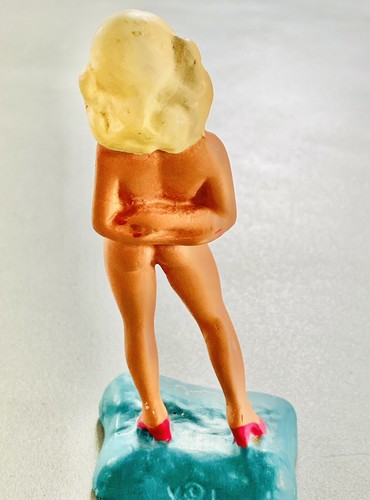 Seconda guerra mondiale anni '40 vintage hula hawaiana hula bambina esercito marina pinup gesso nudo biondo - Foto 2 di 9