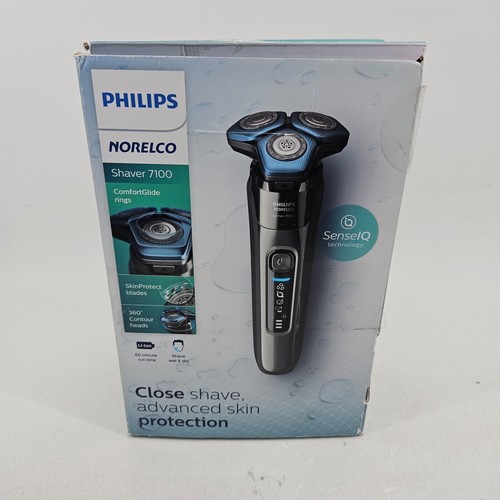Philips Norelco Electric Shaver 7100, Rechargeable Wet & Dry w/ SenseIQ S7788/82 - Picture 10 of 10