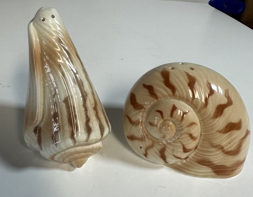 Seashell Bowls Salt And Pepper Creamer Sugar Bowl Three Serving Dishes Seashell - Picture 4 of 16