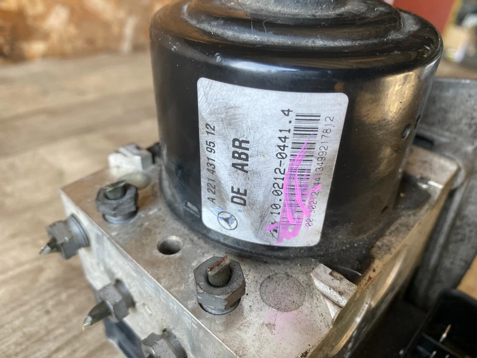 MERCEDES BENZ S550 CL550 S350 OEM 10-13 ABS DSC ESP MÓDULO DE FRENO BOMBA ANTIBLOQUEO Foto 2 de 4