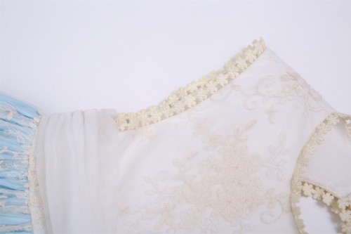 Vintage Spanish Girls Tulle Wedding Dress White Blue Dress with Sash + Headband - Picture 9 of 12