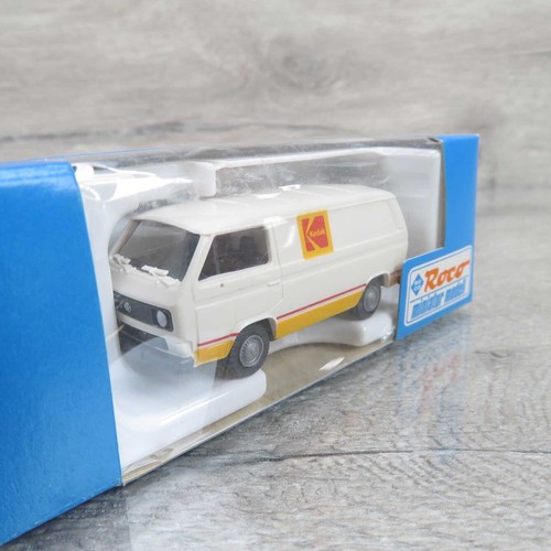 ROCO 2025 1367 1377 2013 - 1:87 - Set 4 tlg VW T2 Bus etc. Feuerwehr OVP#C95305 - Bild 15 von 17