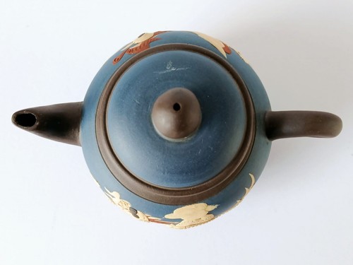 Yixing Rare Oriental Chinese Teapot - Seal Marked To Lid and Base - Picture 10 of 12