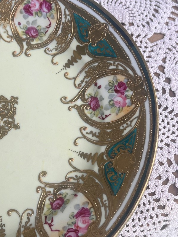 Antique C.1891 Noritake Maple Leaf Nippon Roses Plate with Gilding & Gold Jewels