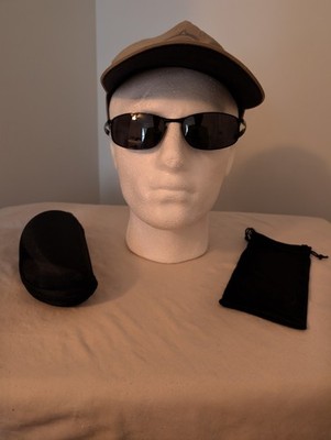 Generic black metal wire frame sunglasses