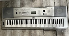 Yamaha YPG-235 76-Key Electronic Keyboard w Power Supply